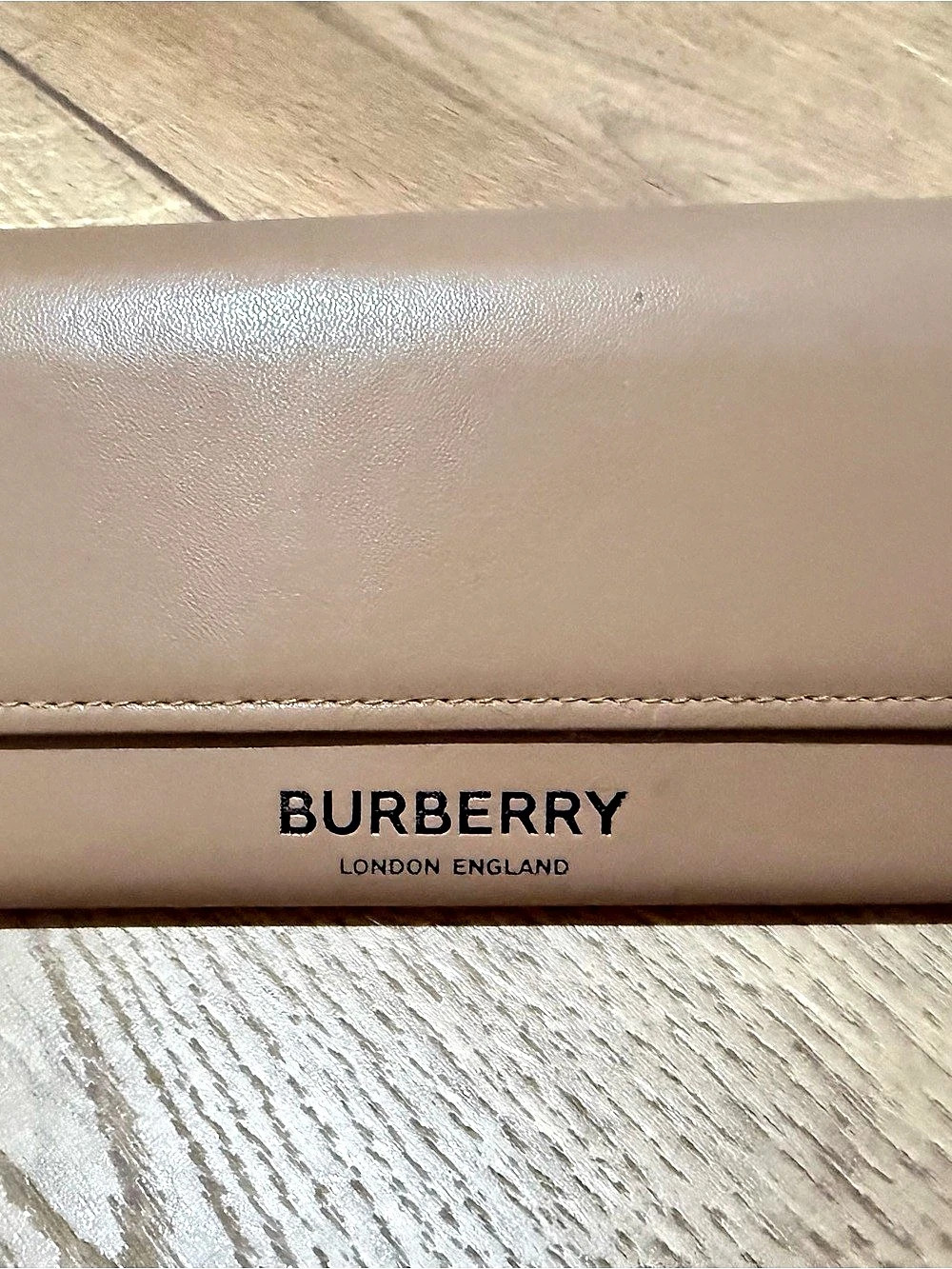 Burberry Brown glasses case with new in package cleansing towel